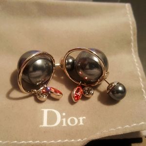 Christian Dior earring